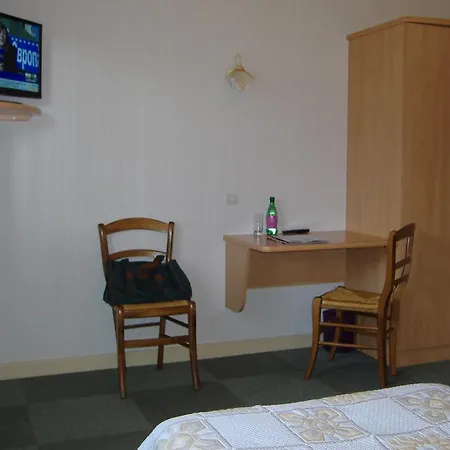 Hotel Les 3 Sapins 2*